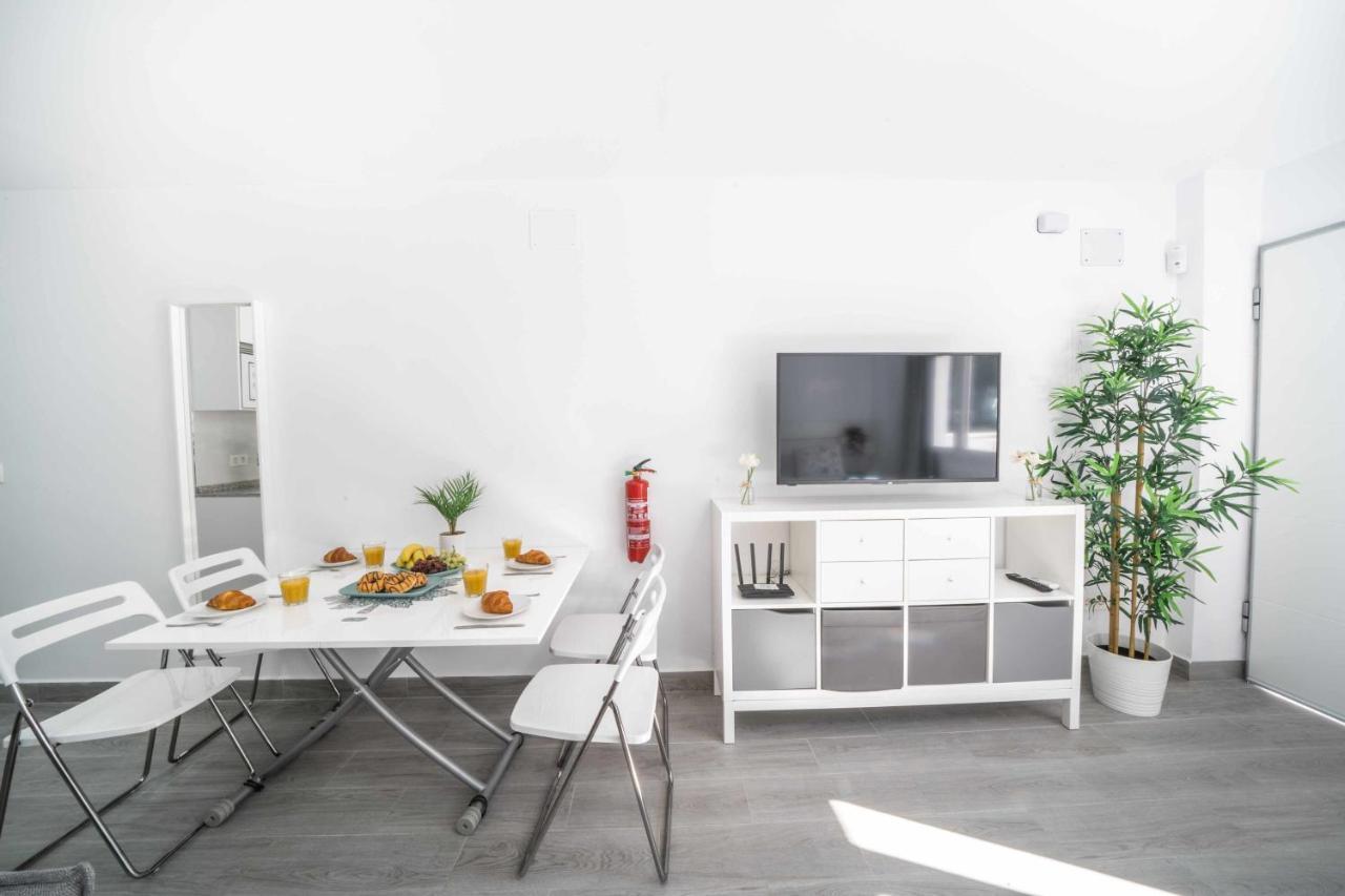 マラガBalneario Pedregalejo Loft Aアパートメント エクステリア 写真